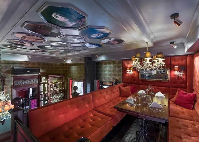 戈德瓦塞尔矿区酒店