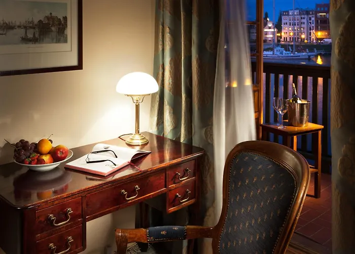 戈德瓦塞尔矿区酒店 公寓 *